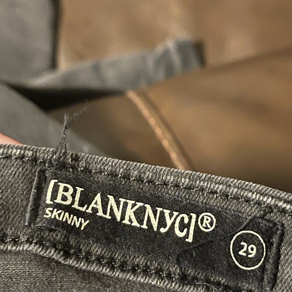 Blank NYC Washed Black Studded Cropped Skinny Jeans.​ - Picture 4 of 7